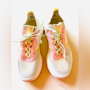 Call it Spring pastel sneakers NWB